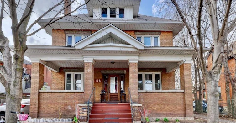3-118 Fairholt Road S, Hamilton, ON, L8M 2T7
