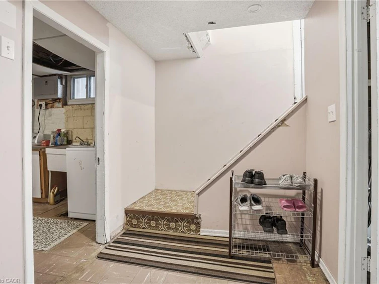 363 East 14th Street, Hamilton, ON, L9A 4C3 - 22
