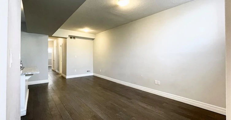 2 LOWER-44 Fourth Avenue, Kitchener, ON, N2C 1N8 - 13