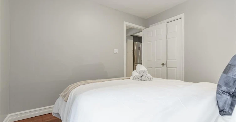 7 Hess Street N, Hamilton, ON, L8R 2S5 - 24