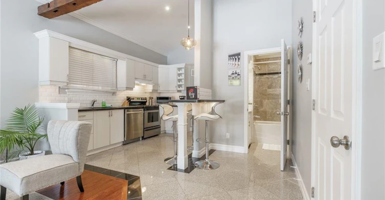 7 Hess Street N, Hamilton, ON, L8R 2S5 - 13