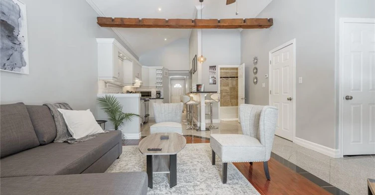7 Hess Street N, Hamilton, ON, L8R 2S5 - 9