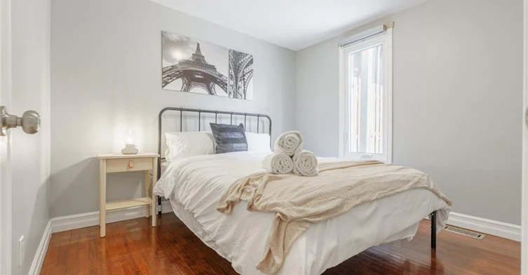 7 Hess Street N, Hamilton, ON, L8R 2S5 - 23