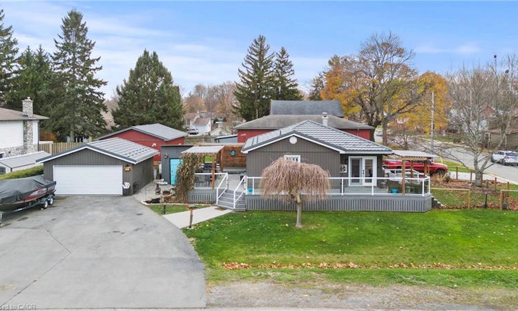104 Concession Road E