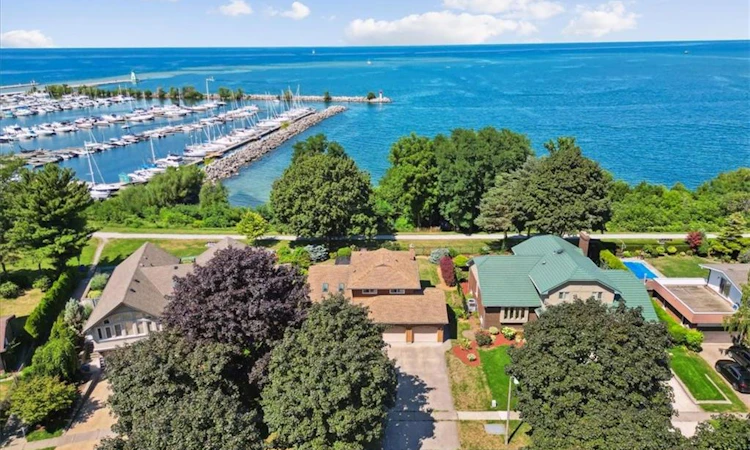 93 Westgate Park Drive