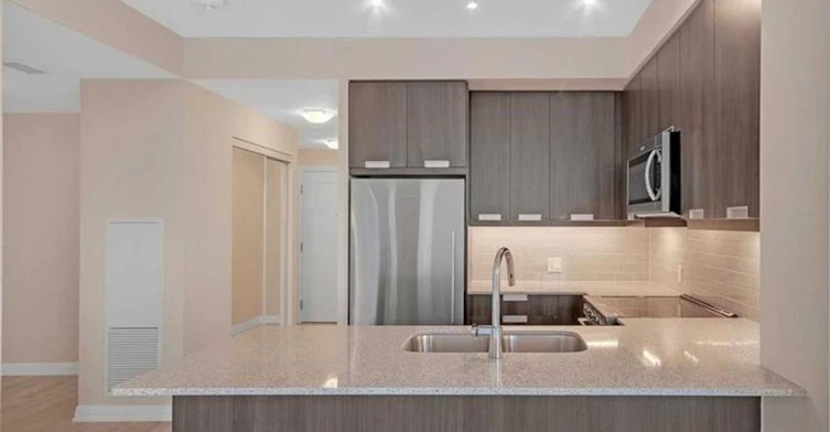 1713-35 Watergarden Drive, Mississauga, ON, L5R 0G8 - 3