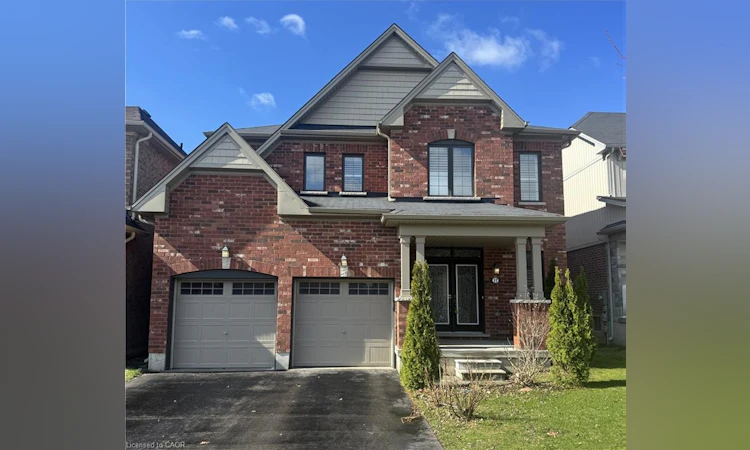 17 Larry Crescent