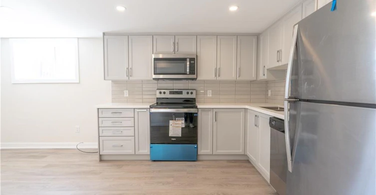 2-749 Upper Ottawa Street, Hamilton, ON, L8T 3T8 - 7