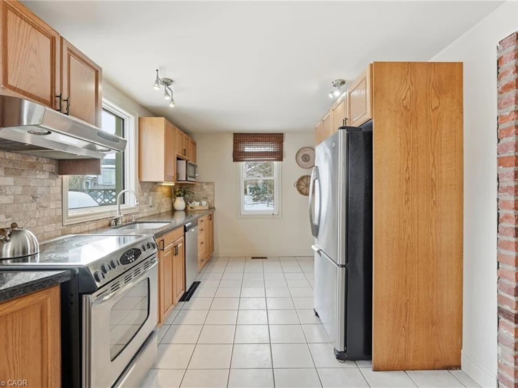 2 Union Street, Hamilton, ON, L0R 2H0 - 25