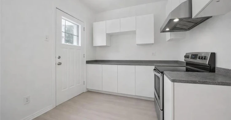 136 Paisley Street, Guelph, ON, N1H 2P1 - 3