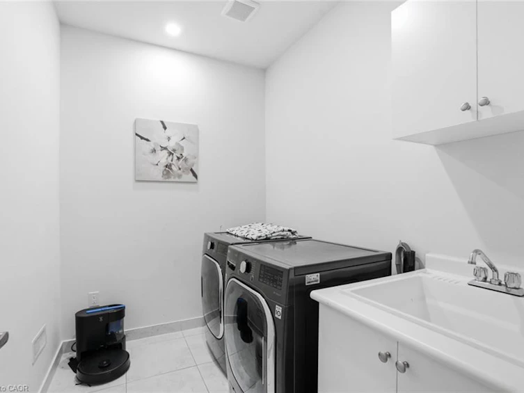 195 Granite Ridge Trail, Hamilton, ON, L8B 1Z1 - 41