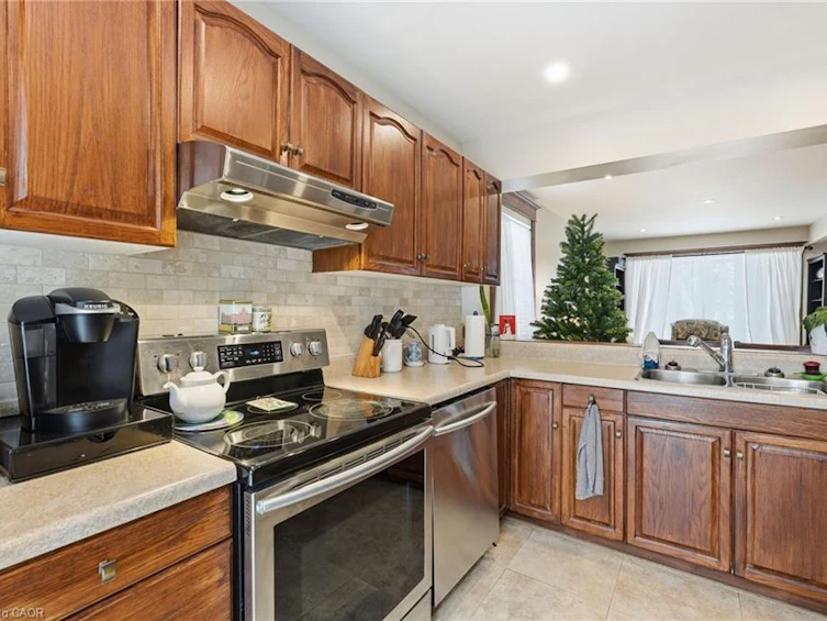 17 Mill Street, Milton, ON, L9T 1R7 - 10