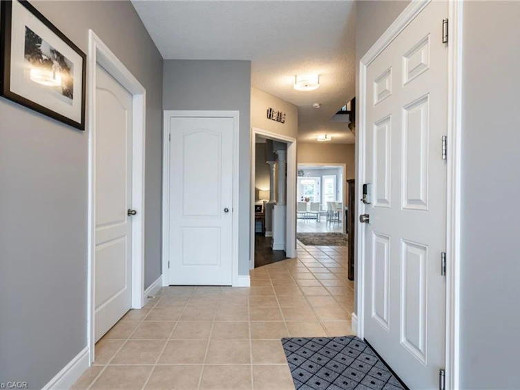 7 Volterra Court, Hamilton, ON, L8B 0K7 - 6