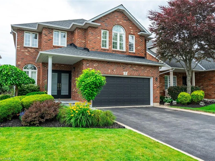 7 Volterra Court, Hamilton, ON, L8B 0K7 - 3