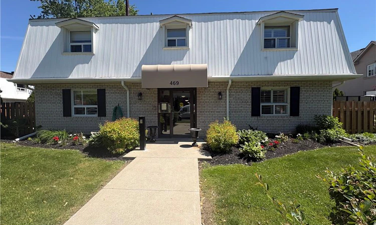 6-469 Claridge Road
