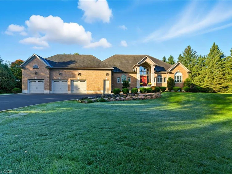 4058 Maddaugh Road, Puslinch, ON, N0B 2J0