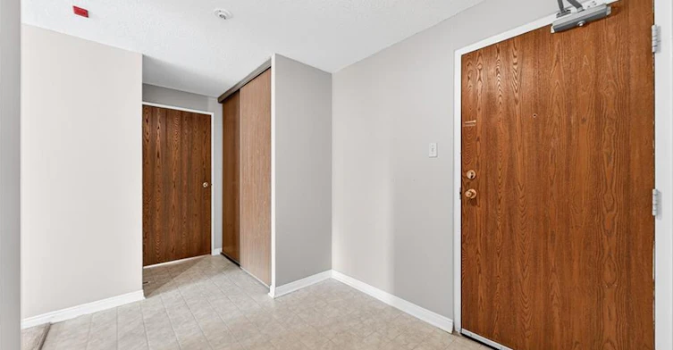 1002-35 Green Valley Drive, Kitchener, ON, N2P 2A5 - 6