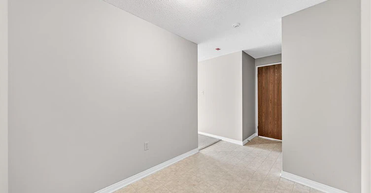 1002-35 Green Valley Drive, Kitchener, ON, N2P 2A5 - 7