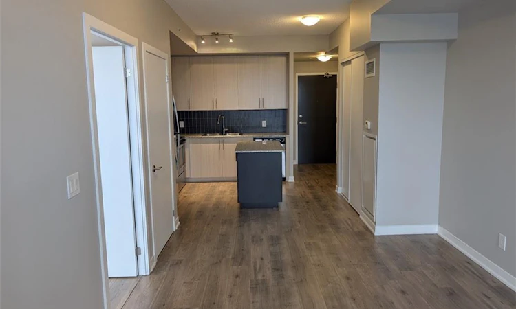 703-85 Duke Street W