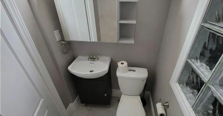 27 Belmont Avenue, Hamilton, ON, L8L 7L9 - 8