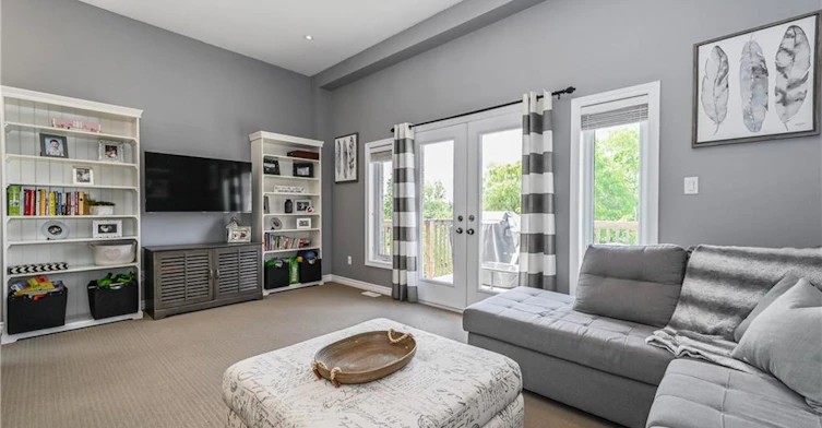 A-557 Landgren Court, Kitchener, ON, N2A 0G8 - 7