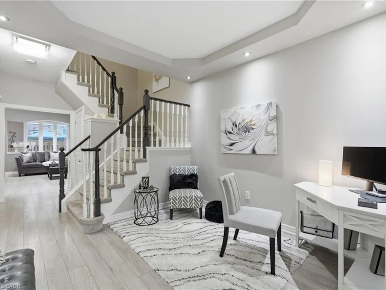 5317 Applegarth Drive, Burlington, ON, L7L 7E3 - 8