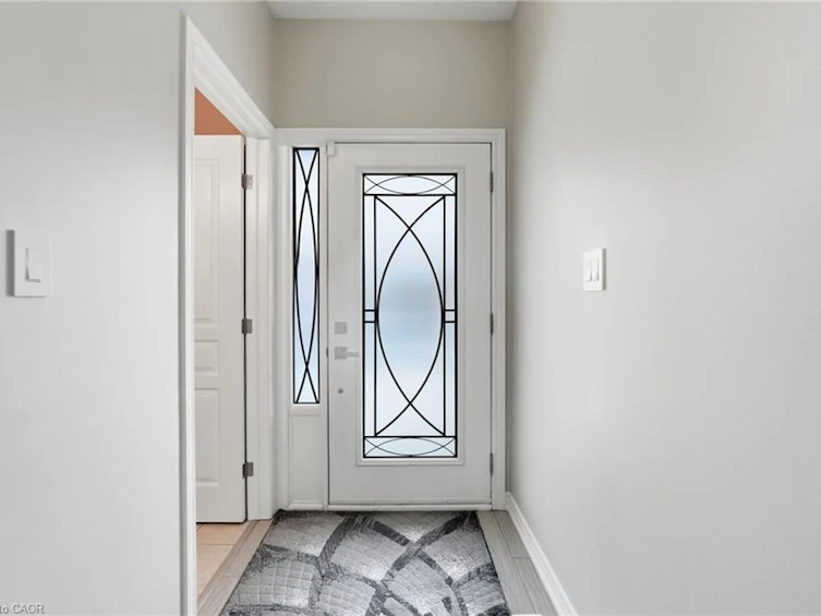 5317 Applegarth Drive, Burlington, ON, L7L 7E3 - 5