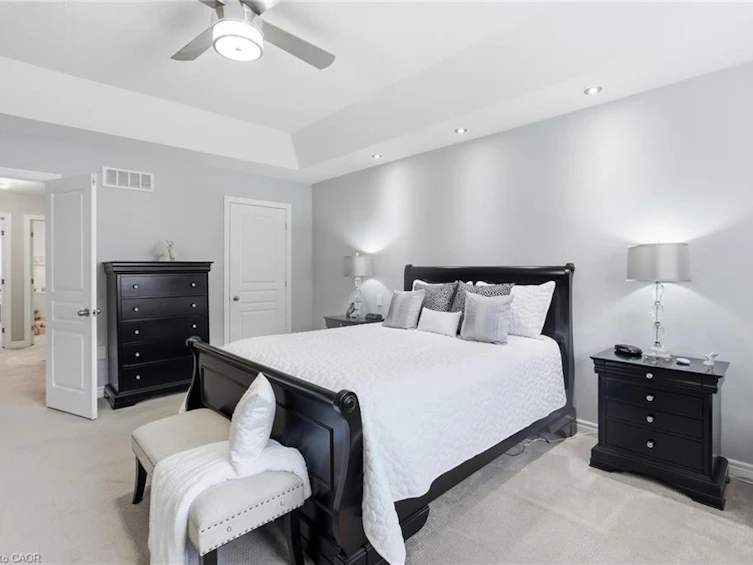 5317 Applegarth Drive, Burlington, ON, L7L 7E3 - 25