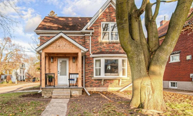 30 Dunbar Road S