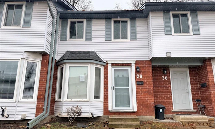 29-219 Kingswood Drive