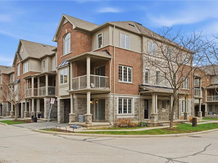 80-1401 Plains Road E, Burlington, ON, L7R 0C2