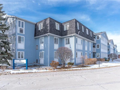 308-600 Silverbirch Boulevard - 2