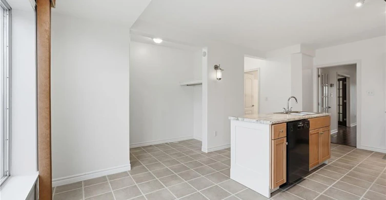 Main-419 Concession Street, Hamilton, ON, L9A 1C1 - 7