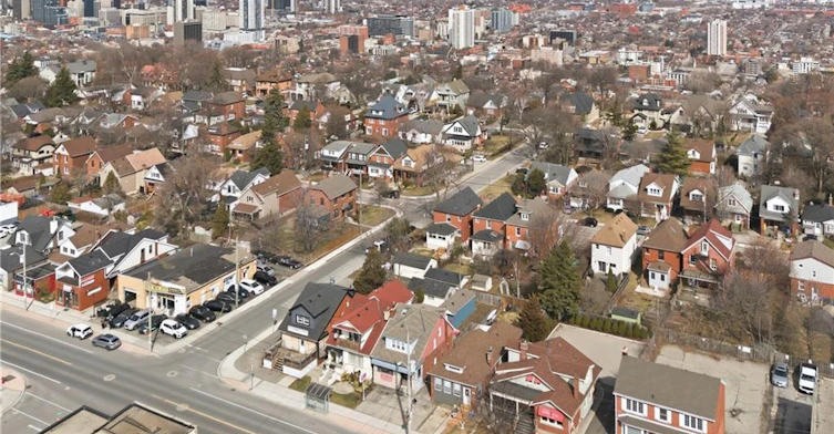 Main-419 Concession Street, Hamilton, ON, L9A 1C1 - 32