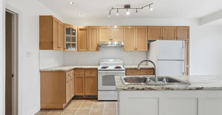 Main-419 Concession Street, Hamilton, ON, L9A 1C1 - 11