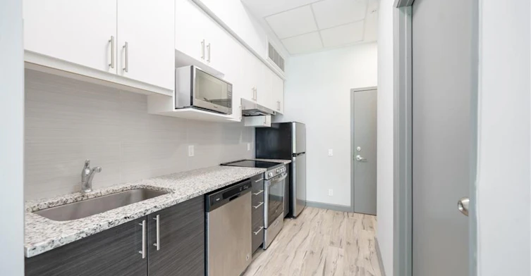 119-77 Leland Street, Hamilton, ON, L8S 3A1 - 16