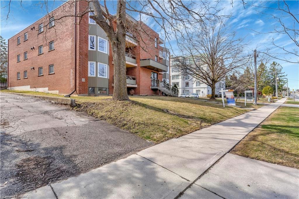For Sale: 203-401 Erb Street, Waterloo, ON - REW