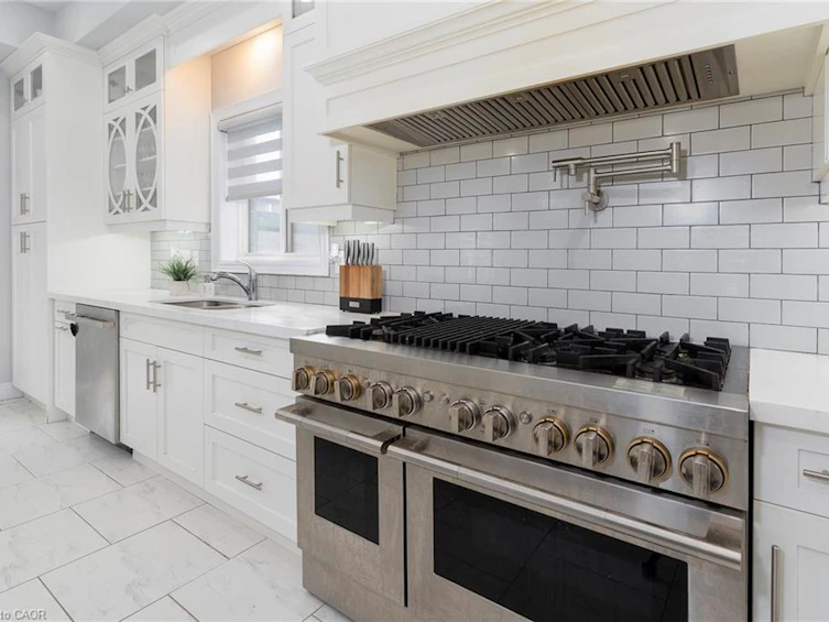 44 Miller Drive, Hamilton, ON, L9G 2J1 - 9