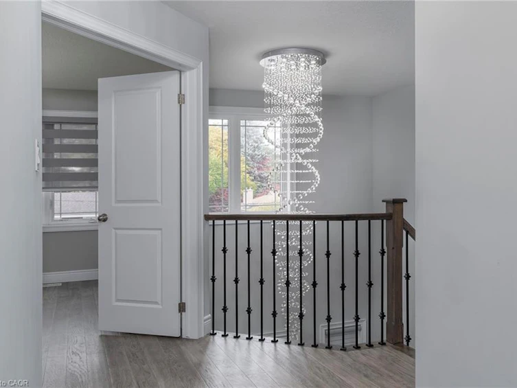 44 Miller Drive, Hamilton, ON, L9G 2J1 - 14