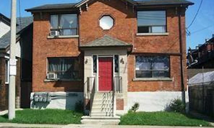 8 St. Matthews Avenue