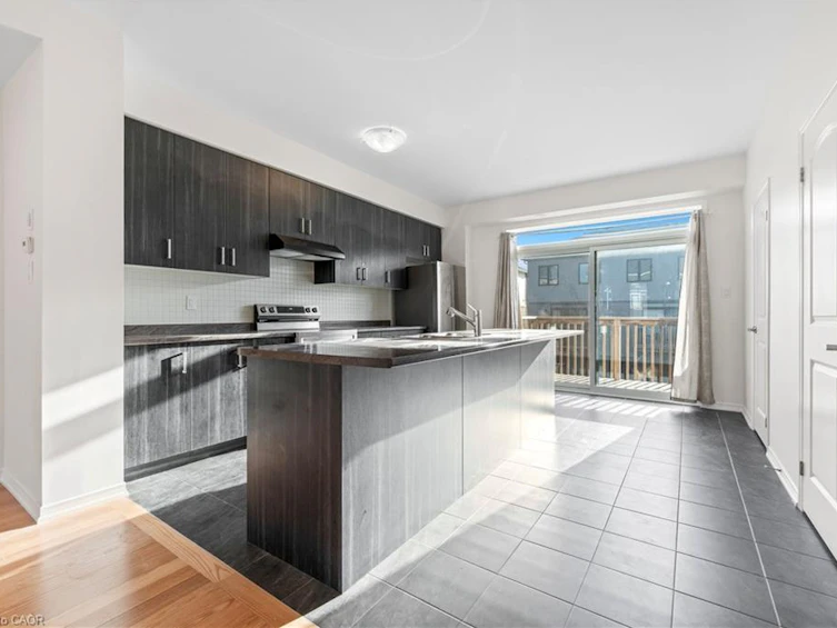 81 Holder Drive, Brantford, ON, N3T 0W8 - 7