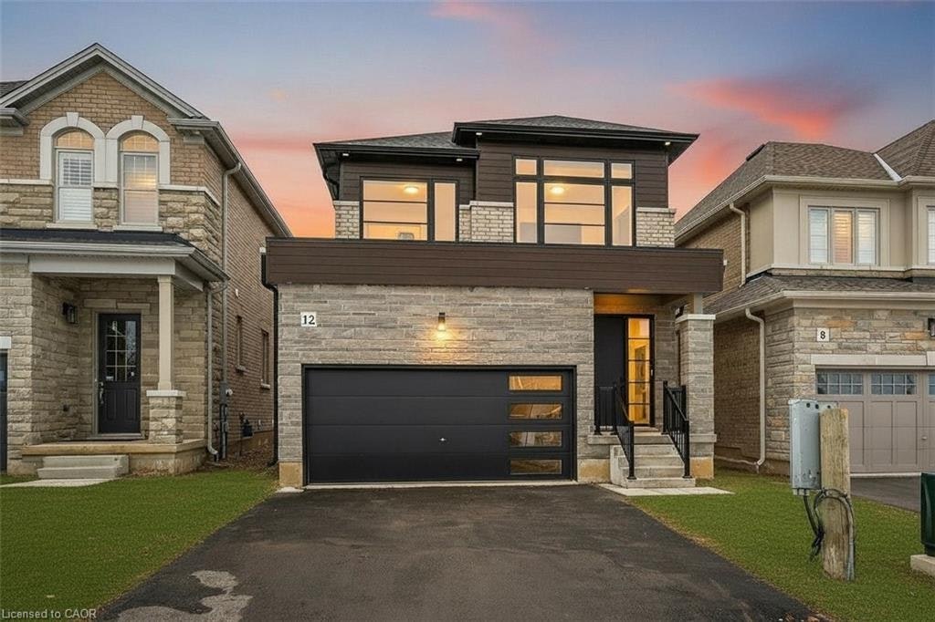 12 Shady Oaks Trail, Hamilton, ON, L9B 0E9