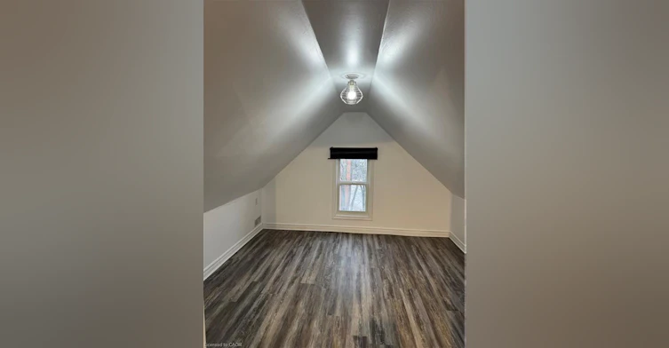 1-1152 King Street E, Hamilton, ON, L8M 1E9 - 5