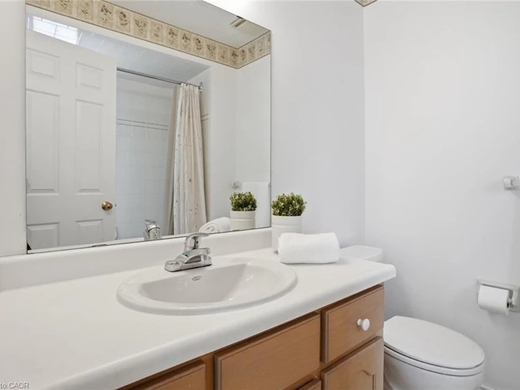 24-30 Osler Drive, Hamilton, ON, L9H 6W3 - 24