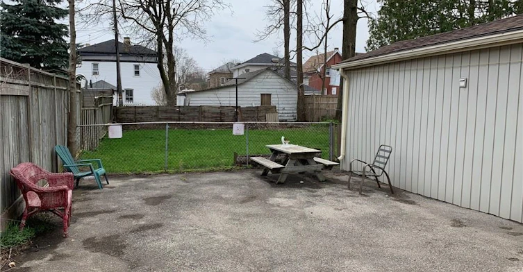 Upper-65 East Avenue, Brantford, ON, N3S 3L5 - 17