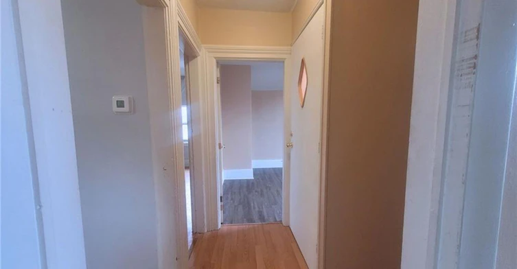 Upper-65 East Avenue, Brantford, ON, N3S 3L5 - 3