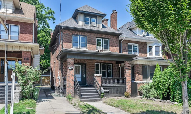 172 Sherman Avenue S