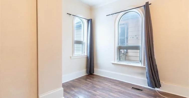 Lower-219 Erie Avenue, Brantford, ON, N3S 2H1 - 12