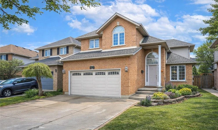 42 Hillgarden Drive