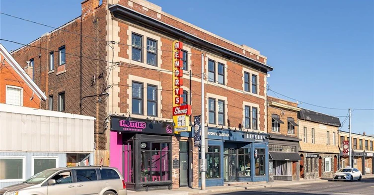302-657 Barton Street E, Hamilton, ON, L8L 3A3 - 2